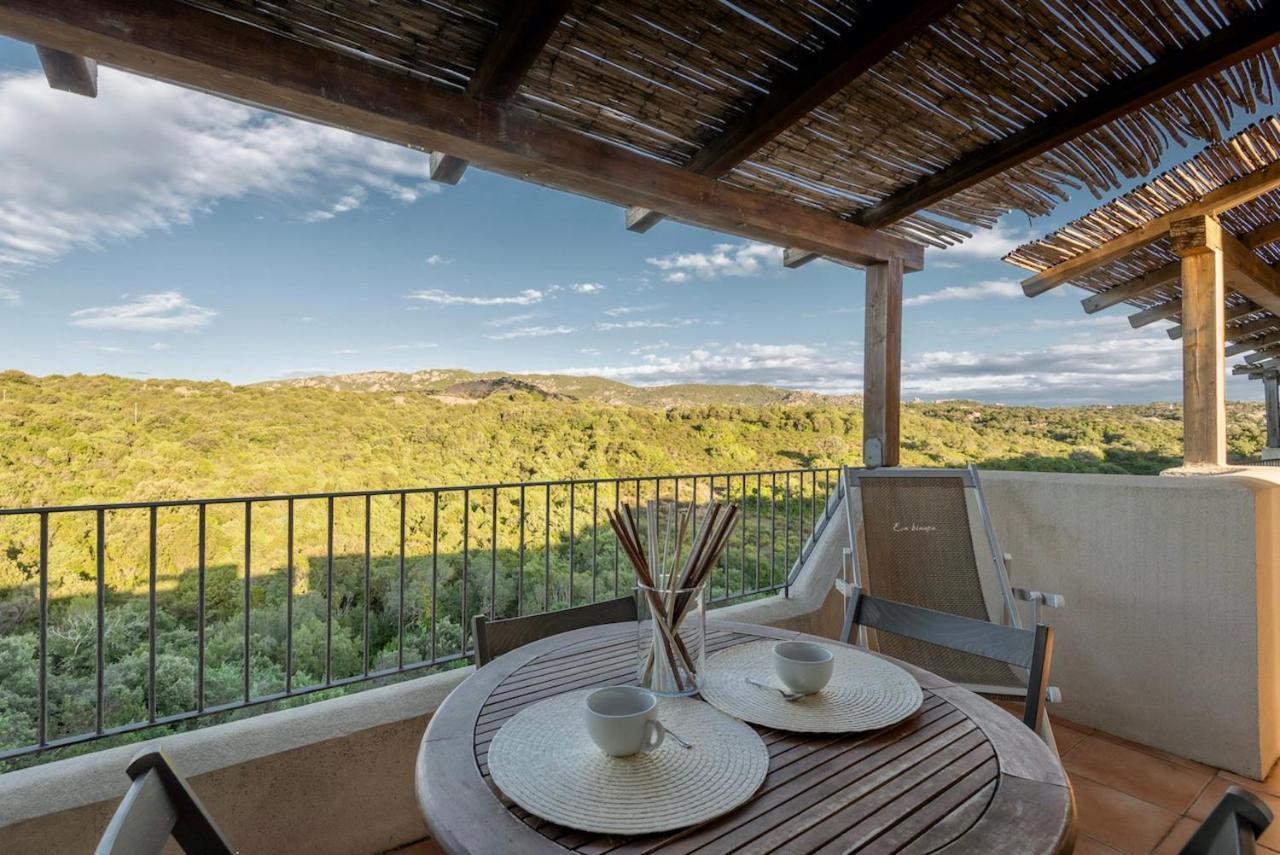 Residence Con Piscina A 4 Km Da Baja Sardinia Cala Bitta 외부 사진