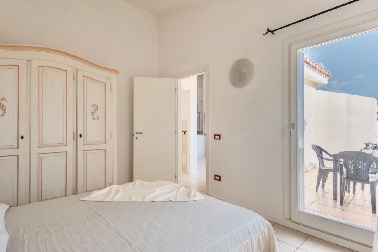Residence Con Piscina A 4 Km Da Baja Sardinia Cala Bitta 외부 사진